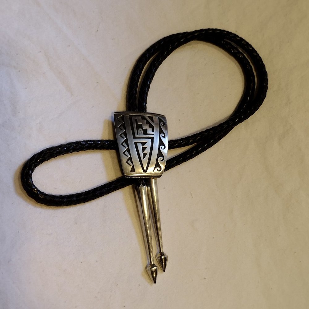 🎬 Vintage Sterling Silver Bolo Tie - Picture 1 of 8